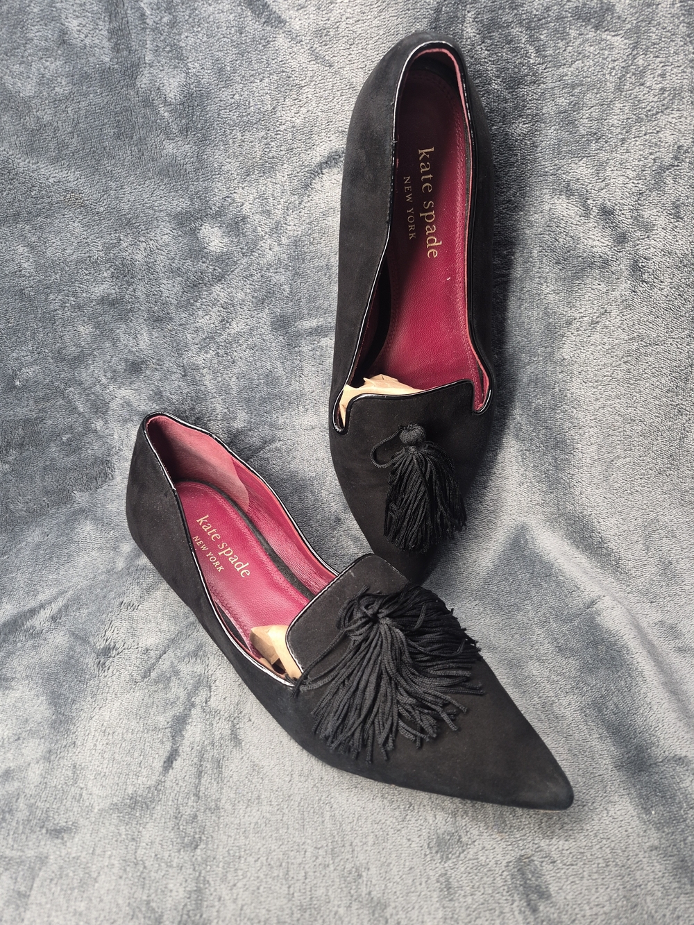 Kate Spade Size 8.5 Adore Black Suede Tassel Flats w/ Pointed Toe Stuffed Tip